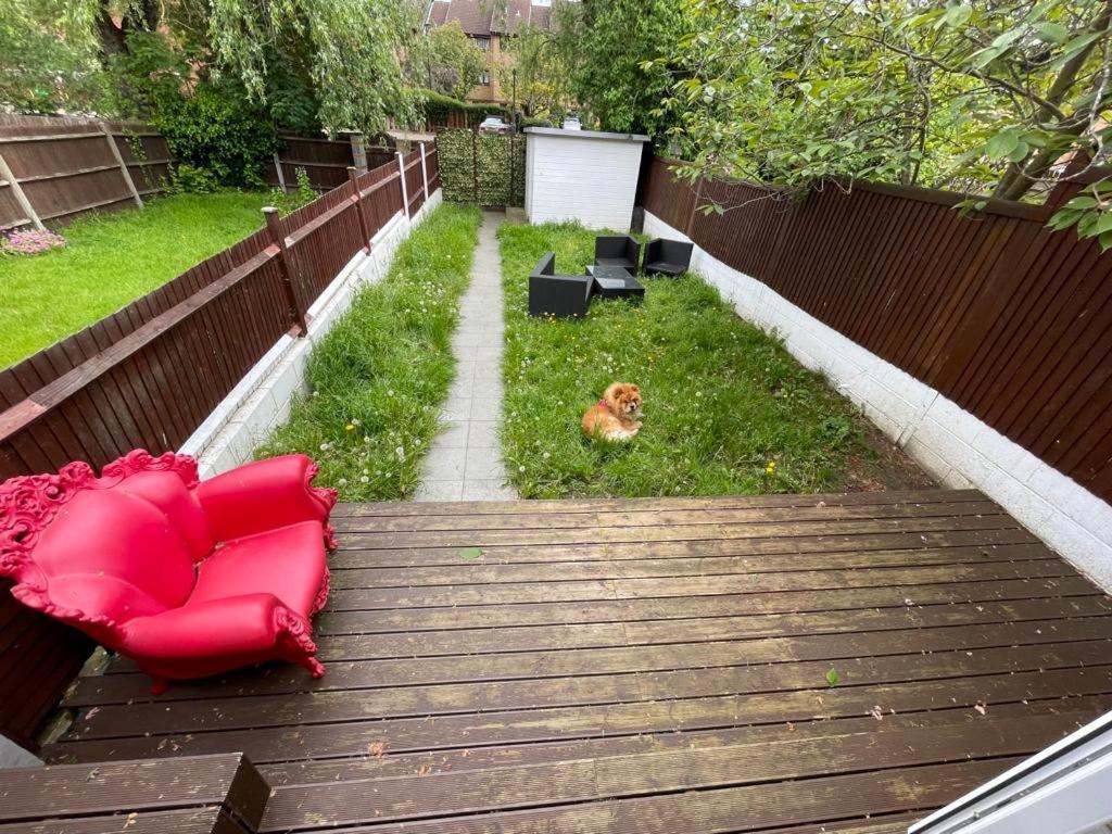 Family Home With Easy Commute To London! London Borough of London Borough of Croydon Exterior foto